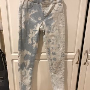 Lightweight tye-die jeans never worn